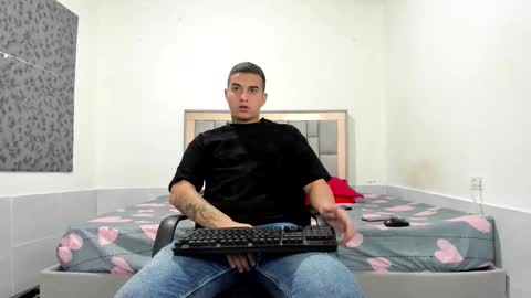 SIMON KELER online show from 12/13/25, 10:26