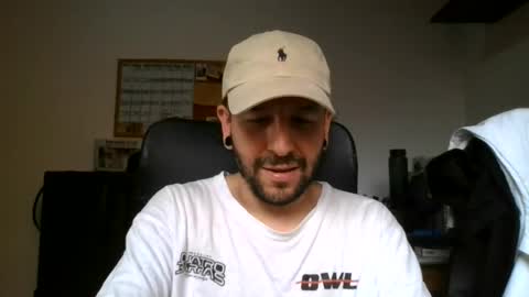 Snapshot of simonm777 chatting on 08/04/26, 12:41 simonm777 online show from 08/04/26, 12:41