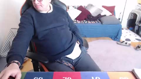 Snapshot of simonsexhott chatting on 01/23/25, 10:11 Simon Sx online show from 01/23/25, 10:11