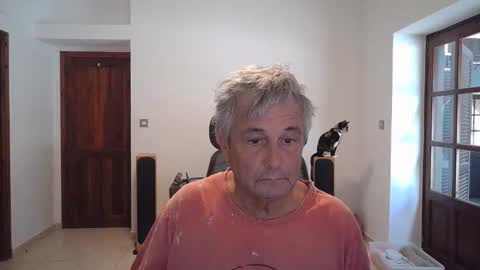 Simon online show from 10/21/25, 07:31