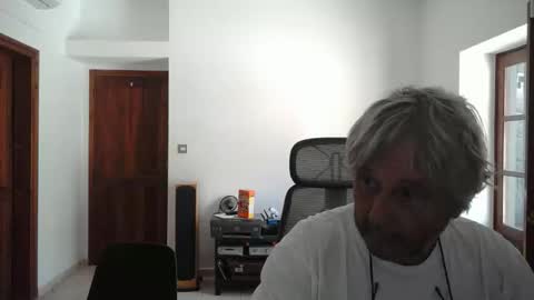 Simon online show from 04/17/26, 10:07