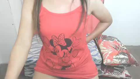 Snapshot of simpleladie15 chatting on 02/06/25, 09:17 marisweet online show from 02/06/25, 09:17