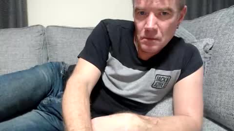 Ricky online show from 10/30/25, 08:20