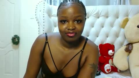 simply_eve1 online show from 03/27/26, 12:16