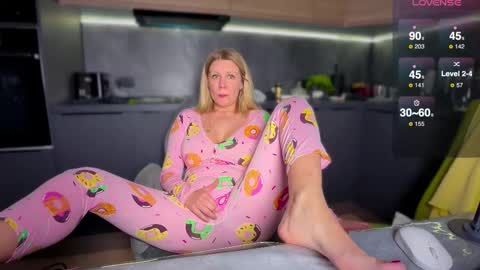 A present for me  online show from 03/22/26, 06:44