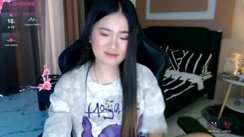 Adrianna Fowler online show from 05/05/26, 02:41