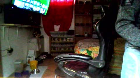 Snapshot of simplylovly chatting on 11/01/25, 01:46 simplylovly online show from 11/01/25, 01:46