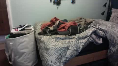 simplyminded online show from 02/08/26, 01:47