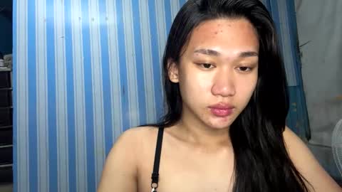 Kylie online show from 05/17/26, 06:59