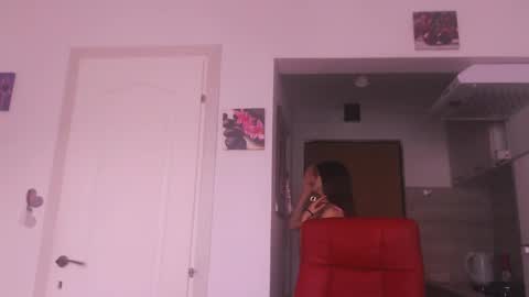 simyhvn online show from 11/18/25, 07:35