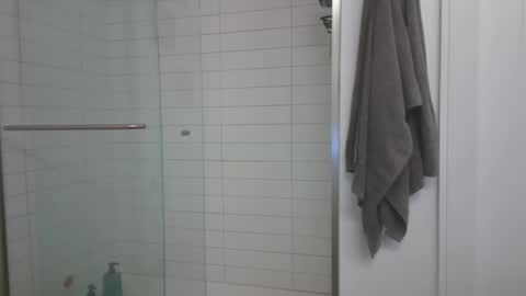 max online show from 02/15/26, 02:41