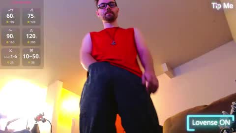 Snapshot of sin_lord chatting on 11/08/25, 12:22 Husky Dad online show from 11/08/25, 12:22