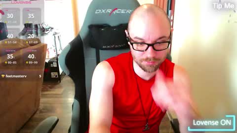 Snapshot of sin_lord chatting on 11/22/25, 10:20 Husky Dad online show from 11/22/25, 10:20