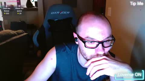 Husky Dad online show from 11/28/25, 04:26