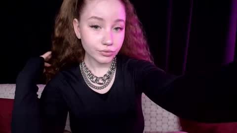 Sindi online show from 01/11/25, 01:11