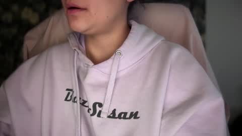 Sindra online show from 11/24/25, 06:07