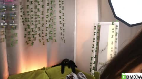 Snapshot of sindy_cet chatting on 05/24/26, 08:03 Eva online show from 05/24/26, 08:03