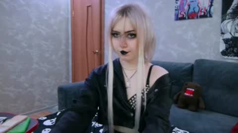SindyLou online show from 07/17/26, 03:29