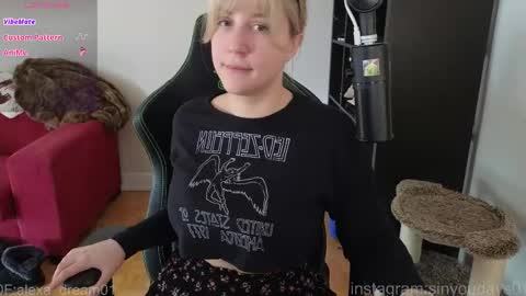 wwoooooooooooof online show from 04/02/26, 03:53