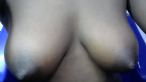 Snapshot of sinful_bitch90 chatting on 05/18/26, 10:37 sinful_bitch90 online show from 05/18/26, 10:37