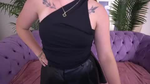 Kira online show from 07/12/26, 06:04