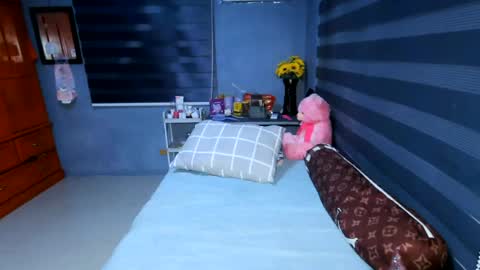 sinfullwife6969 online show from 06/25/26, 02:54