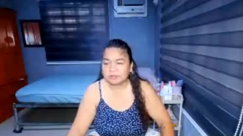 sinfullwife6969 online show from 08/05/26, 07:33