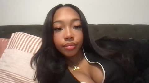 Snapshot of sinn3er chatting on 12/16/25, 04:39 sinn3er online show from 12/16/25, 04:39