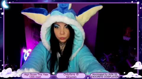 Snapshot of sinominx chatting on 01/11/25, 01:37 Sinomin online show from 01/11/25, 01:37