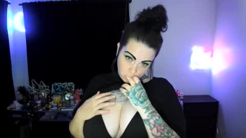 Sinomin online show from 05/19/26, 01:56