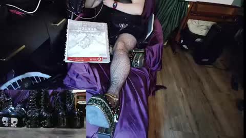 Sinstress hemlock online show from 04/13/26, 04:18