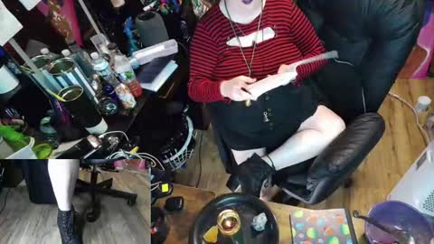 Sinstress hemlock online show from 06/11/26, 02:53