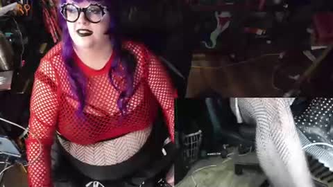 Sinstress hemlock online show from 07/26/26, 01:25