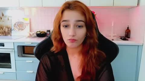 Snapshot of sinty_noria chatting on 06/16/26, 01:19 Sinty Noria online show from 06/16/26, 01:19