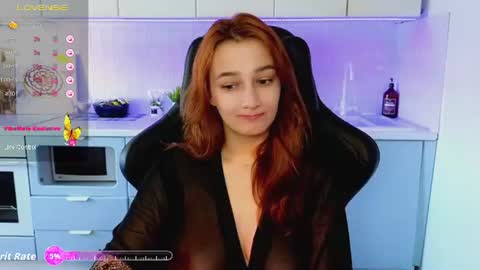 Snapshot of sinty_noria chatting on 06/19/26, 01:43 Sinty Noria online show from 06/19/26, 01:43