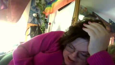 Siofra online show from 09/20/25, 11:22