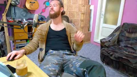 I am The Fourth and only Sir. Pelo online show from 03/18/26, 06:05