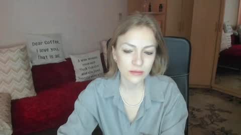 Snapshot of sirenasilk chatting on 04/28/26, 09:03 sirenasilk online show from 04/28/26, 09:03
