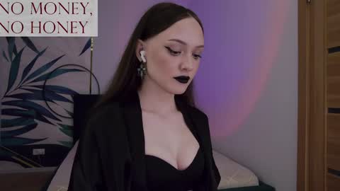 Goddess Sirena online show from 05/15/26, 10:39