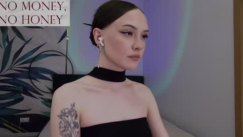 Goddess Sirena online show from 06/08/26, 07:58