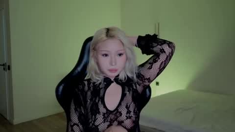 sirenveya online show from 05/19/26, 03:13