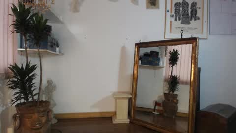 siriss_boyrag online show from 10/02/25, 09:00