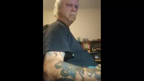 steve online show from 10/01/25, 03:56