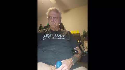 steve online show from 12/17/25, 03:45