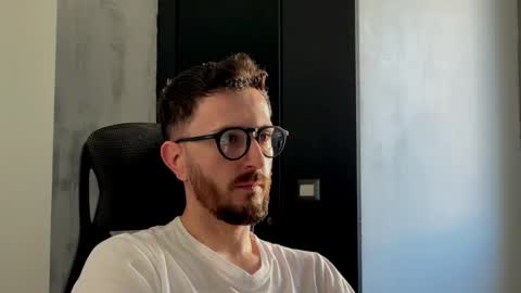 Sir Max online show from 11/05/25, 10:26