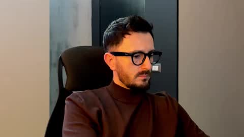 Sir Max online show from 11/13/25, 09:36