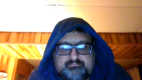 Snapshot of sirmike80 chatting on 01/13/26, 02:39 SirMike80 online show from 01/13/26, 02:39
