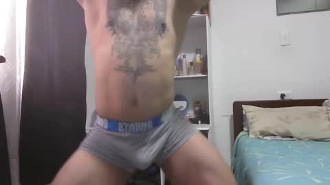 Snapshot of siryus_x chatting on 01/03/25, 04:59 siryus_x online show from 01/03/25, 04:59