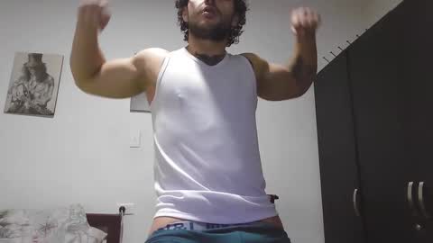 Snapshot of siryus_x chatting on 01/25/25, 05:40 siryus_x online show from 01/25/25, 05:40