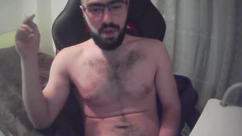 sissy_bear_ online show from 01/03/25, 02:43